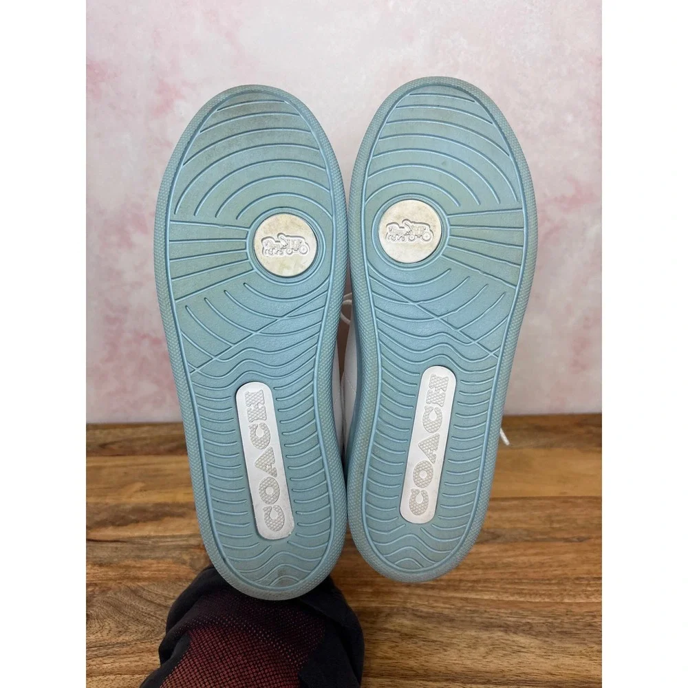 Coach Lowline Leather Low-Top Sneakers style #G5040 Light Blue size 6B